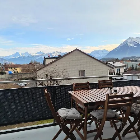 Mountain View - & Quiet *