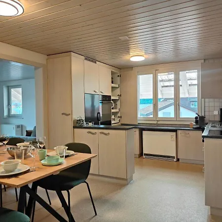 Mountain View - & Quiet *