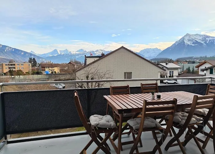 Mountain View - & Quiet Thun